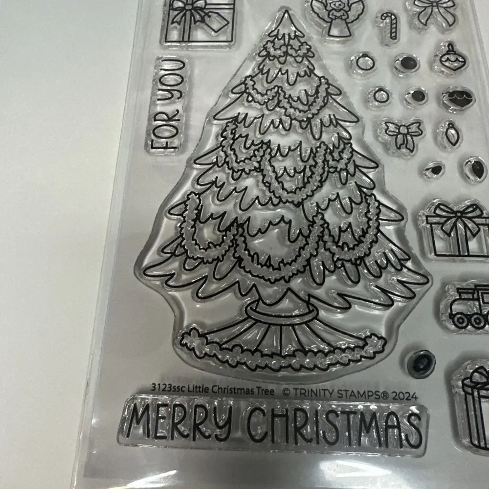 Trinity LITTLE CHRISTMAS TREE Stamptember 2024 Stamps Simon Says HOLIDAY Decor